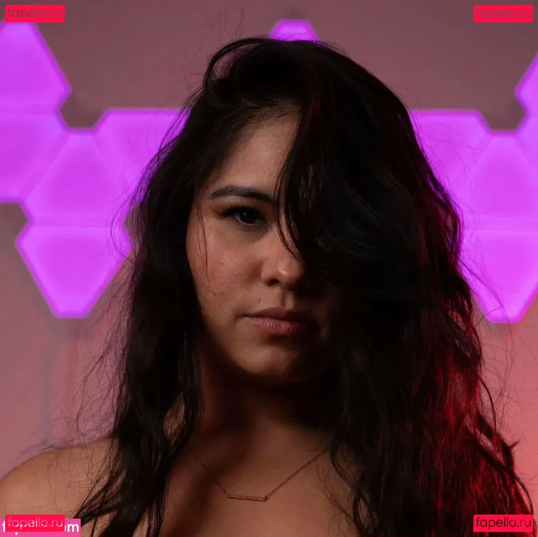 Youniklunatik Onlyfans Photo Gallery 