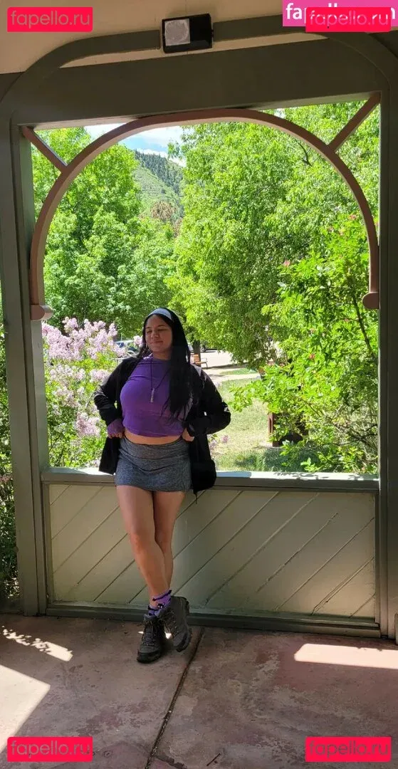 Youniklunatik Onlyfans Photo Gallery 