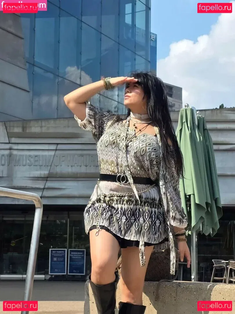 Youniklunatik Onlyfans Photo Gallery 