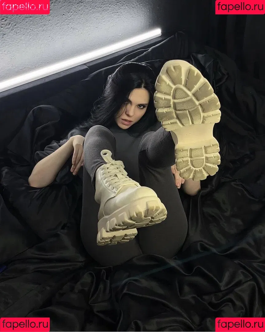Diana Black Onlyfans Photo Gallery 