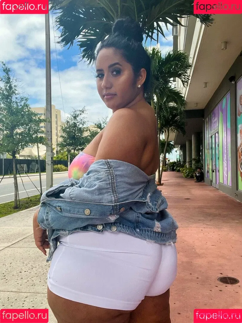 tianatee808 Onlyfans Photo Gallery 
