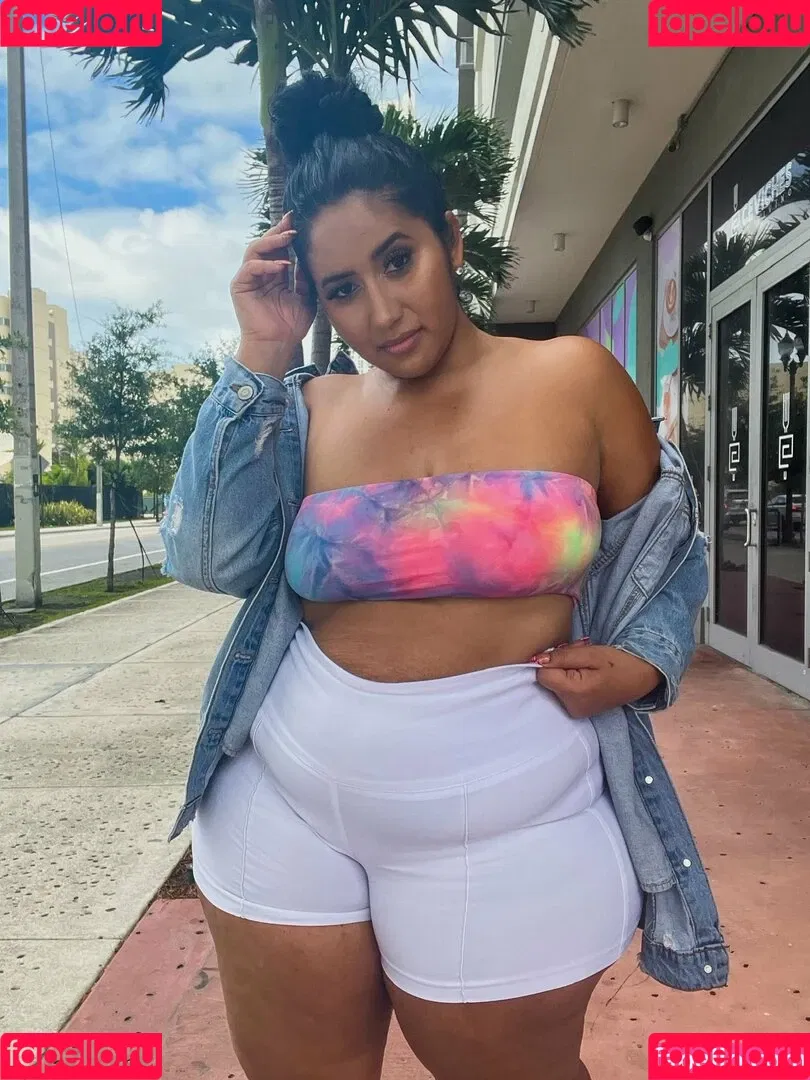 tianatee808 Onlyfans Photo Gallery 