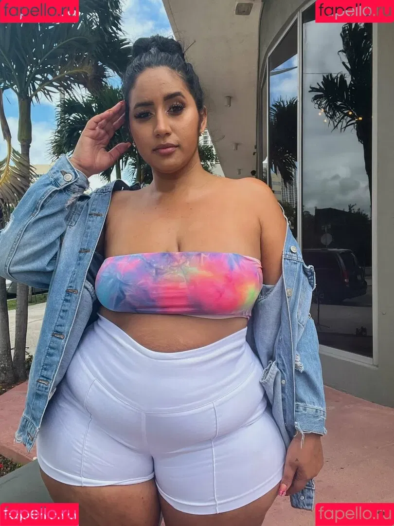tianatee808 Onlyfans Photo Gallery 