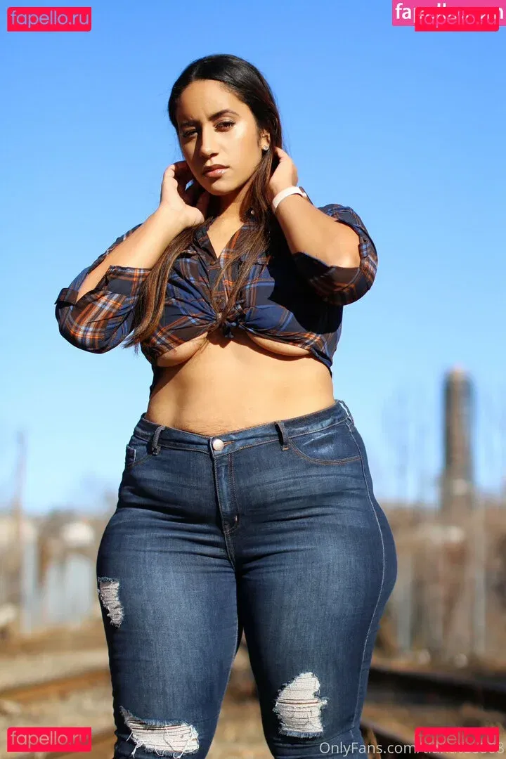 tianatee808 Onlyfans Photo Gallery 