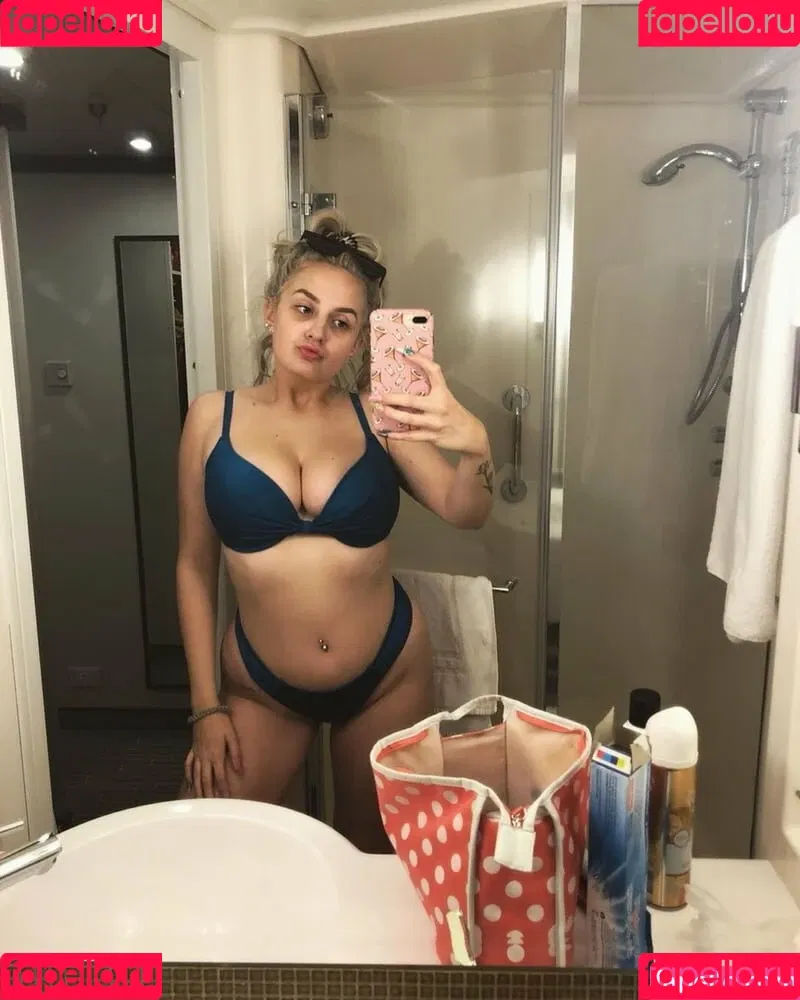 Cerys Lilly Onlyfans Photo Gallery 