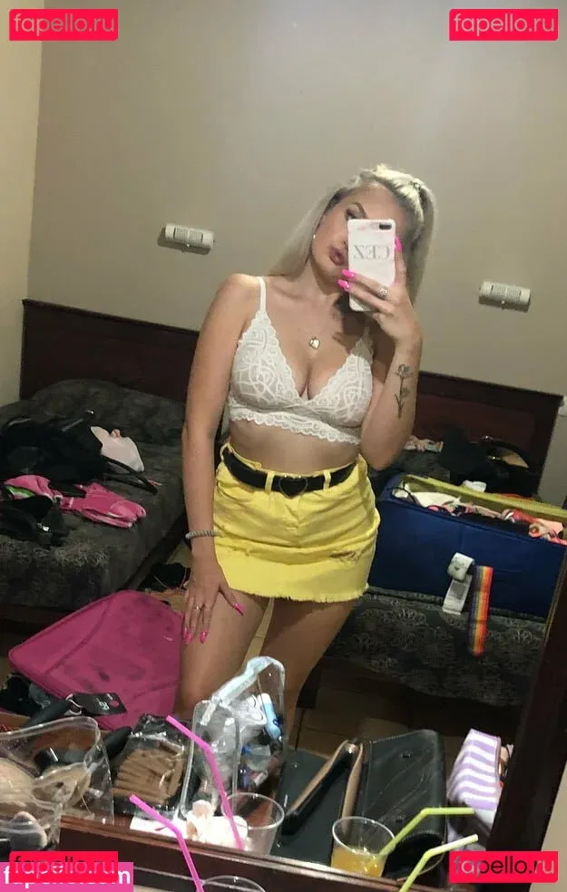 Cerys Lilly Onlyfans Photo Gallery 