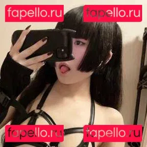 Nyammpire 織る子 Onlyfans Photo Gallery 