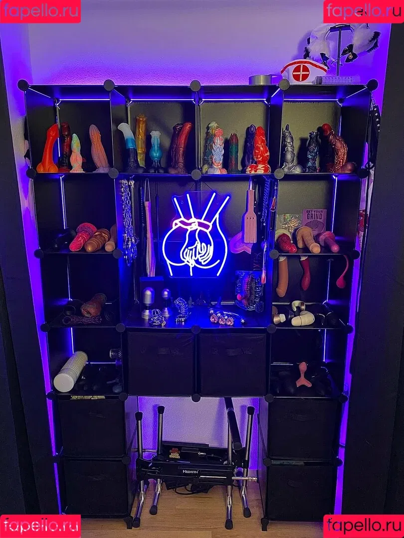 misscharliestoybox Onlyfans Photo Gallery 