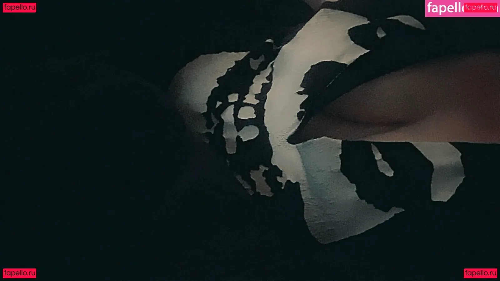 misscharliestoybox Onlyfans Photo Gallery 