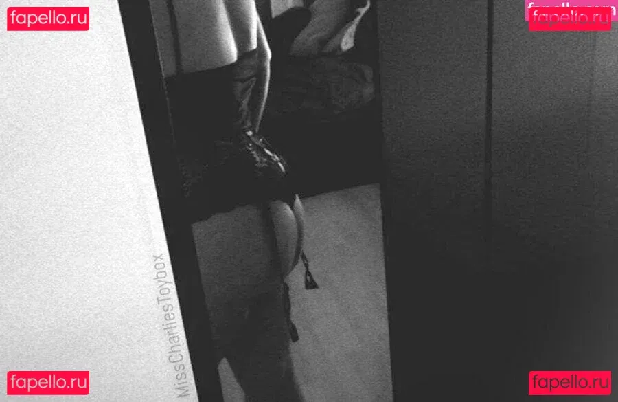 misscharliestoybox Onlyfans Photo Gallery 