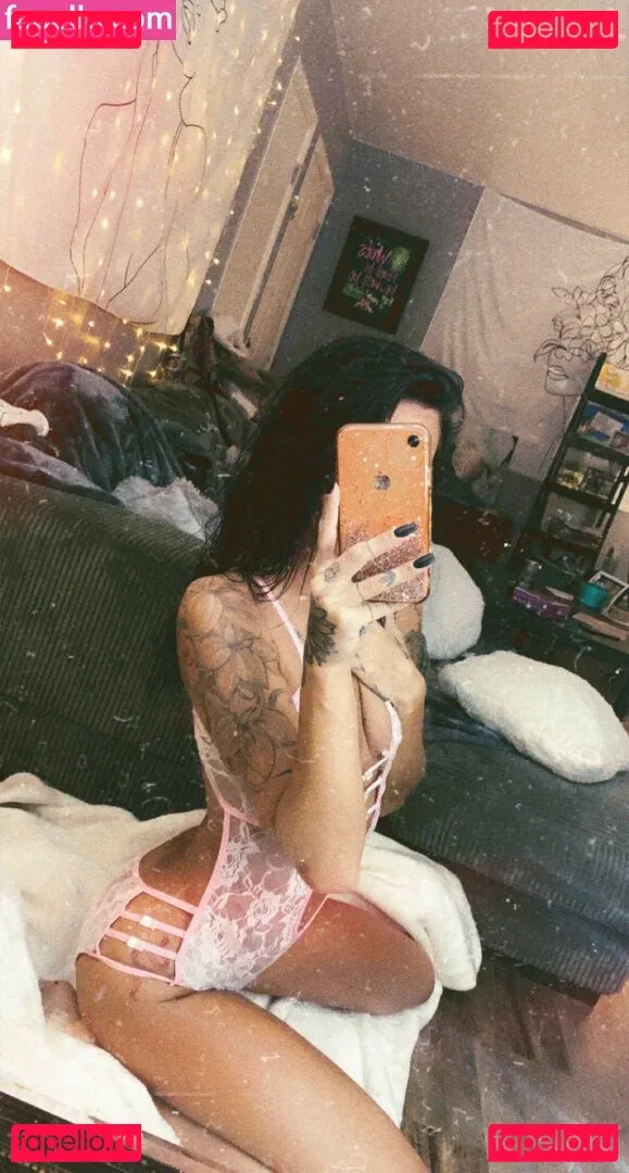 Tattoolovie09 Onlyfans Photo Gallery 