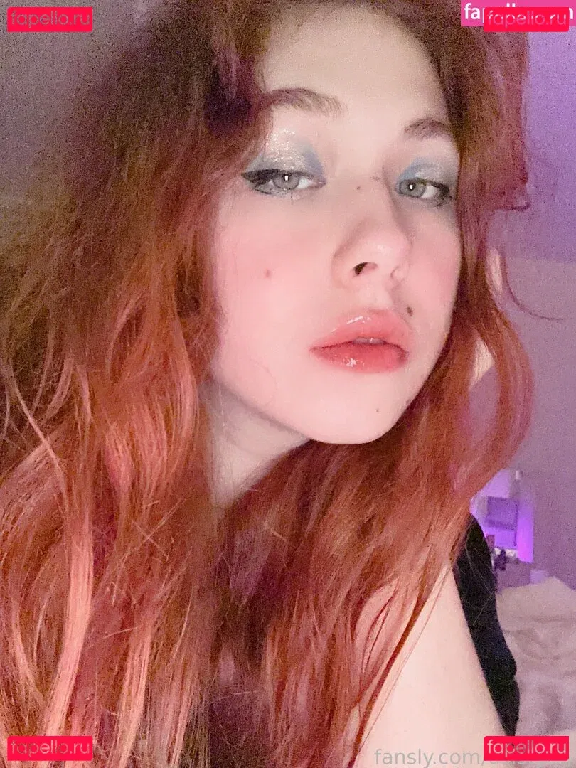 uslstyan Onlyfans Photo Gallery 