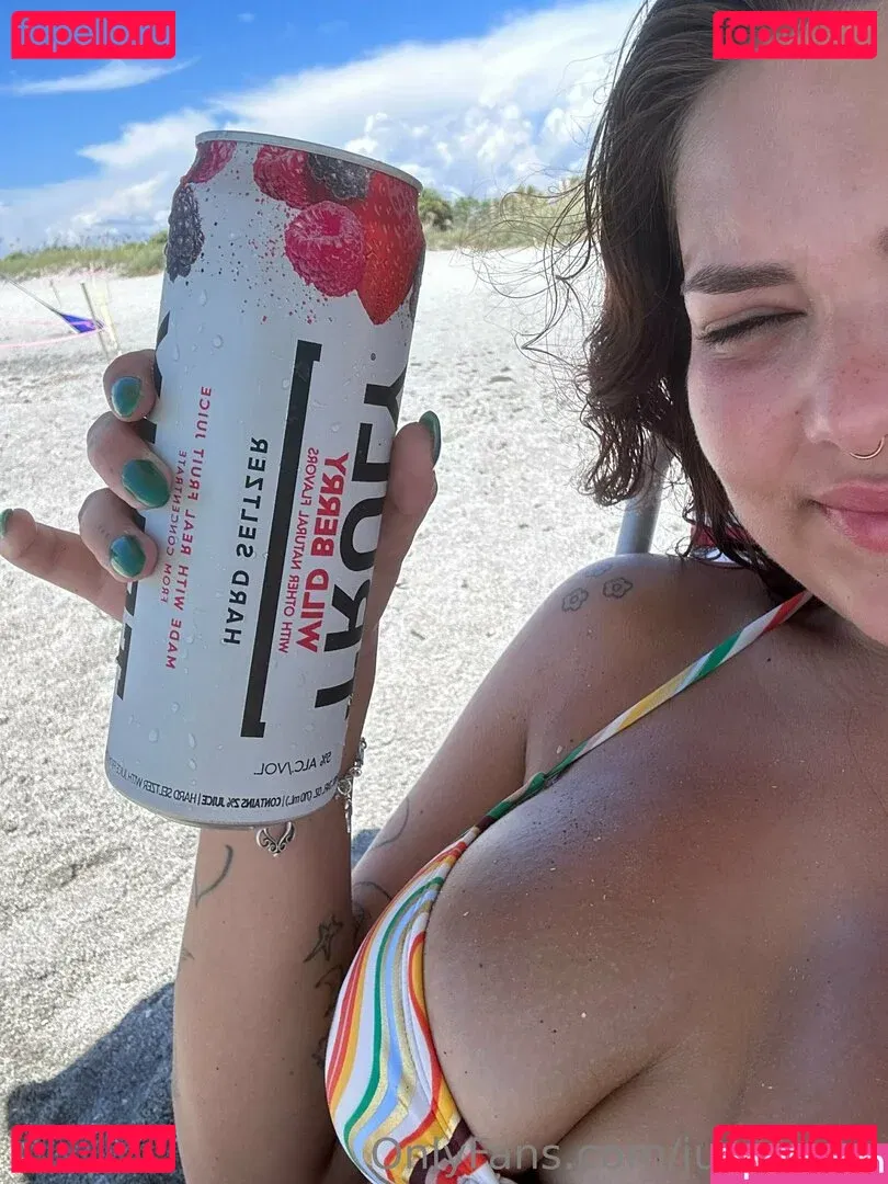 Txisten Onlyfans Photo Gallery 