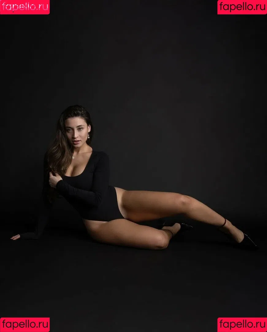 Annessa Deblasis Onlyfans Photo Gallery 