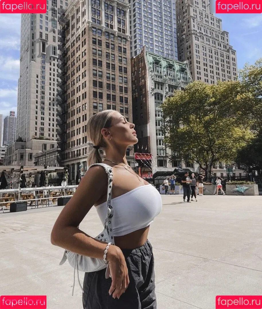 Lenaknk Onlyfans Photo Gallery 