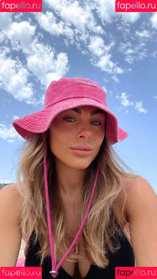 Lenaknk Onlyfans Photo Gallery 
