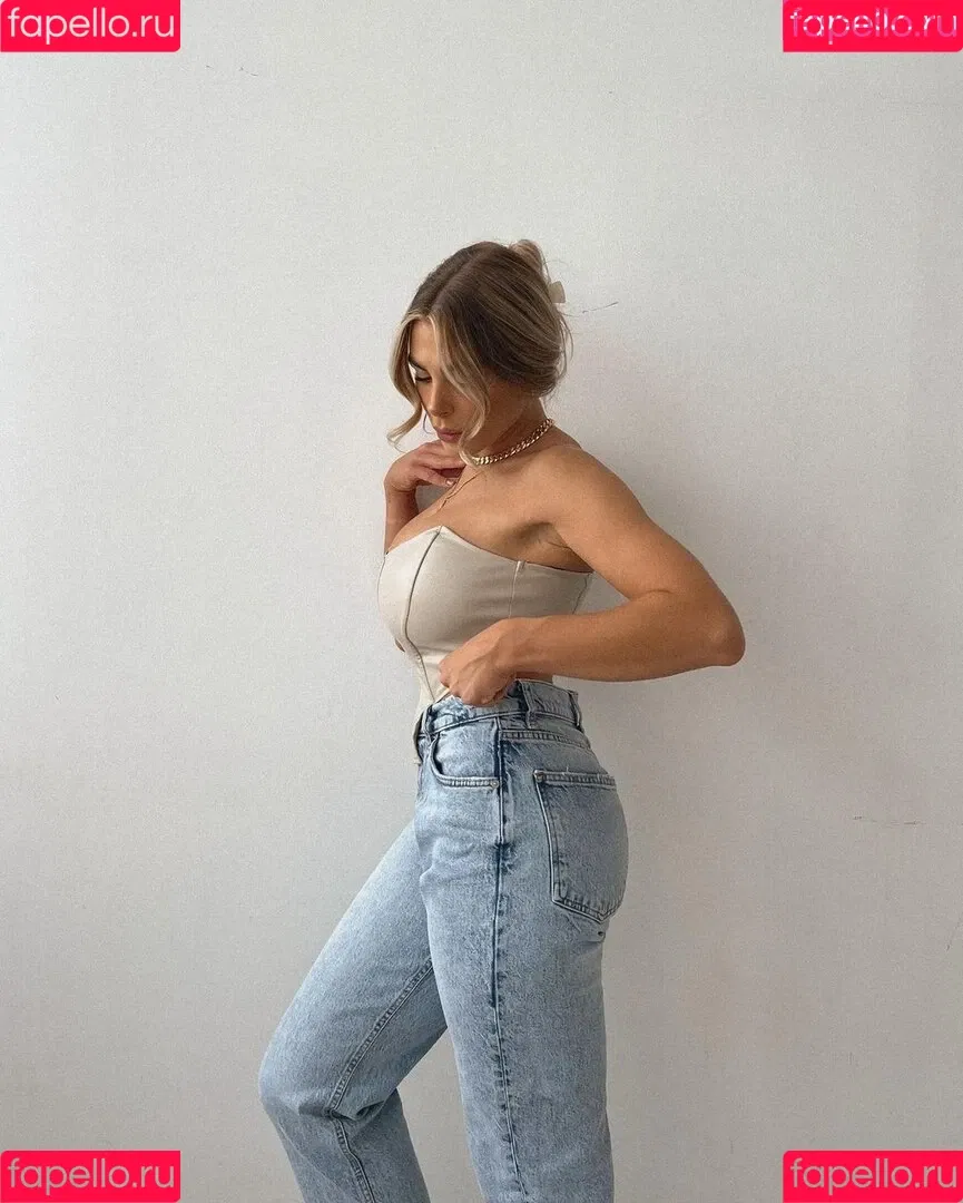 Lenaknk Onlyfans Photo Gallery 