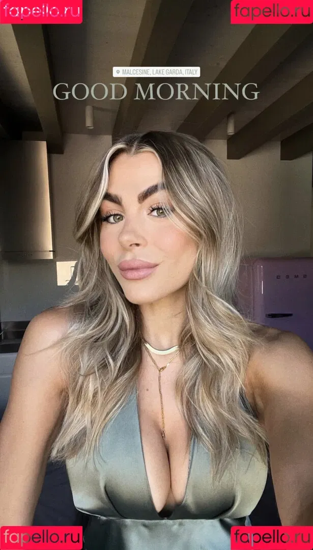 Lenaknk Onlyfans Photo Gallery 