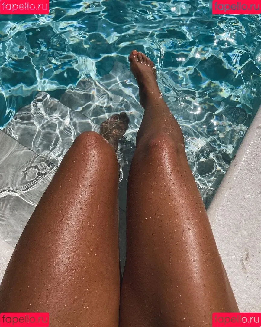 Lenaknk Onlyfans Photo Gallery 