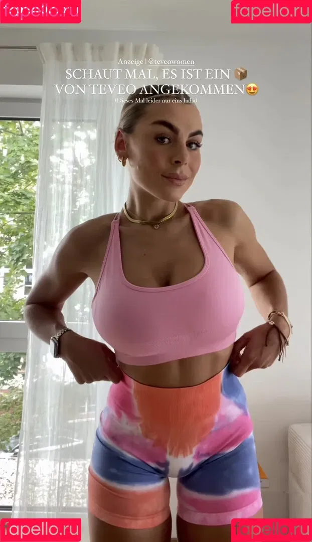 Lenaknk Onlyfans Photo Gallery 