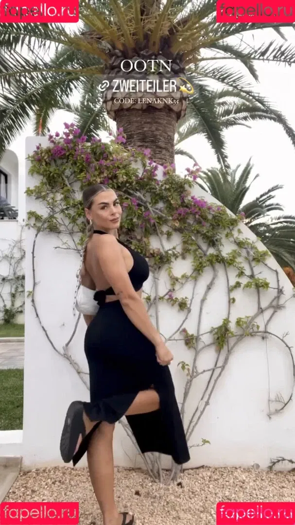 Lenaknk Onlyfans Photo Gallery 