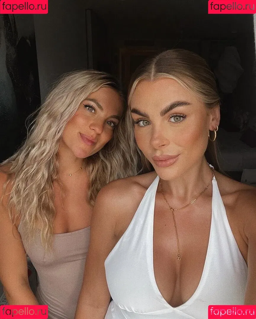 Lenaknk Onlyfans Photo Gallery 