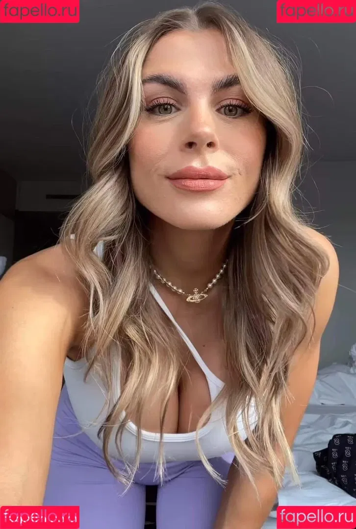 Lenaknk Onlyfans Photo Gallery 