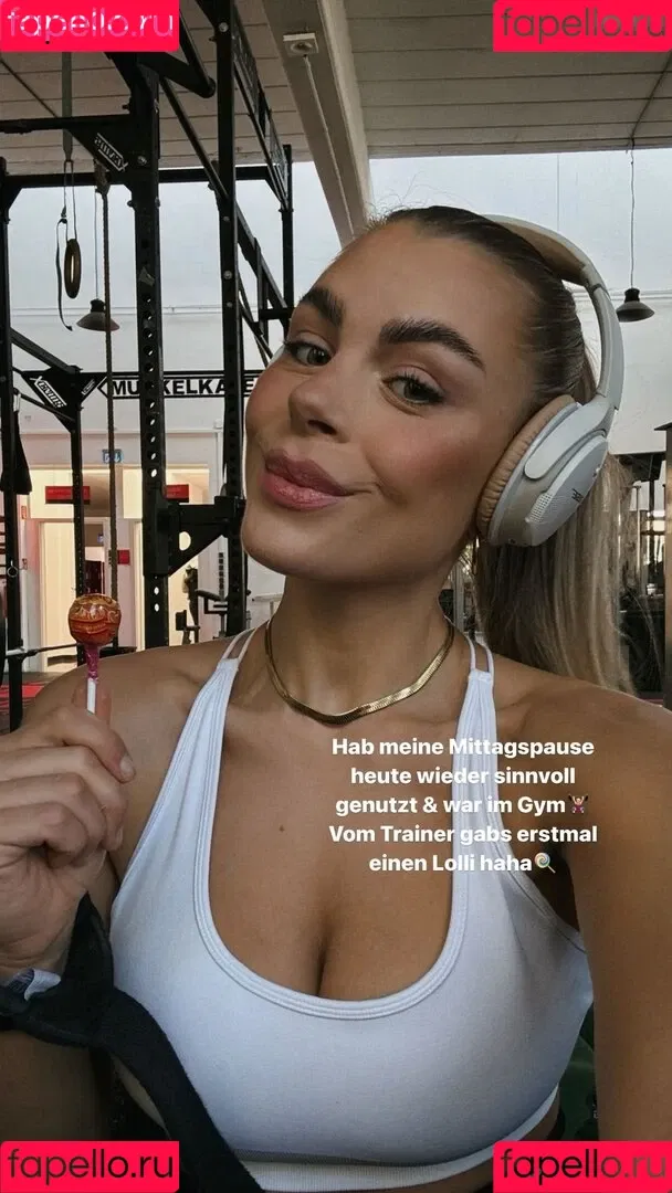 Lenaknk Onlyfans Photo Gallery 