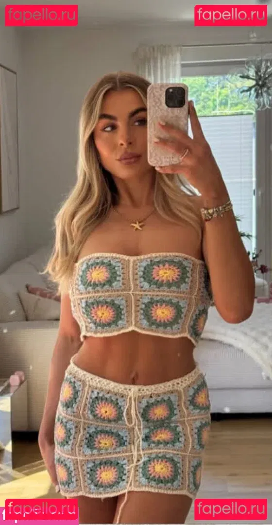 Lenaknk Onlyfans Photo Gallery 