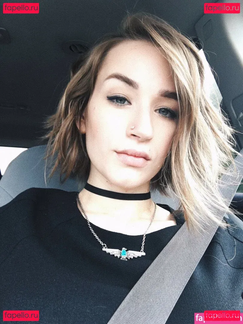 AuroraXoxo Onlyfans Photo Gallery 