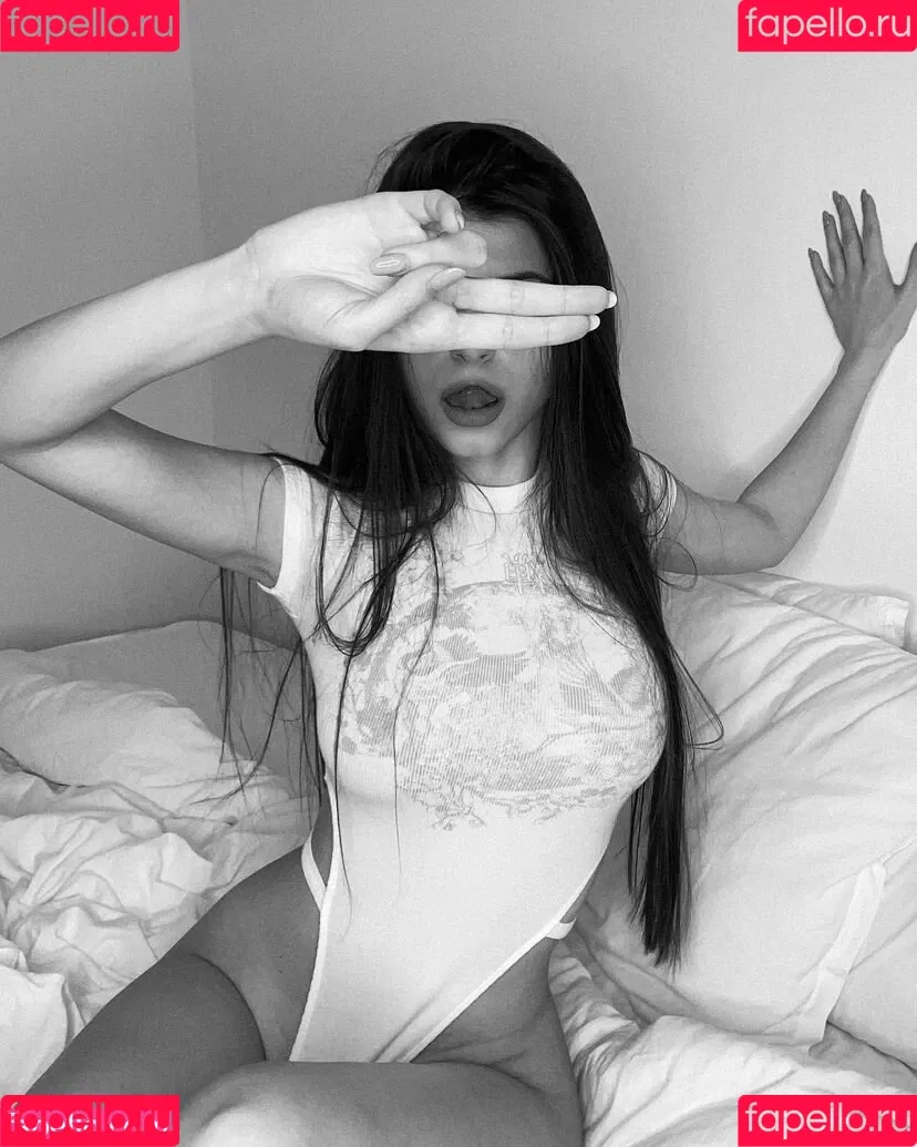 Raducu Mihaela Onlyfans Photo Gallery 