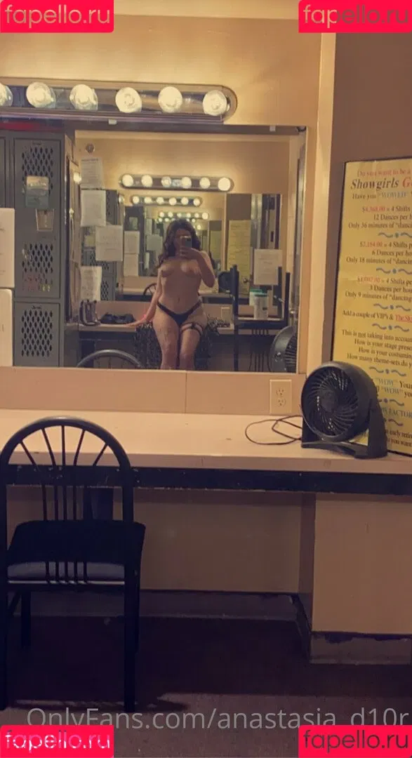 anastasia_d10r Onlyfans Photo Gallery 