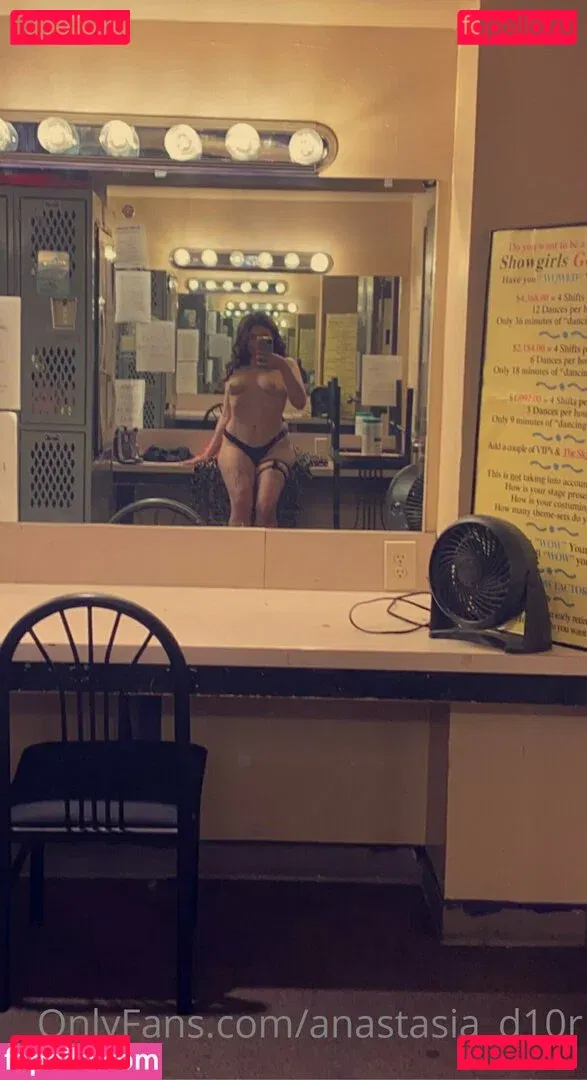 anastasia_d10r Onlyfans Photo Gallery 
