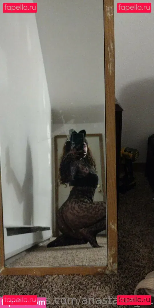 anastasia_d10r Onlyfans Photo Gallery 