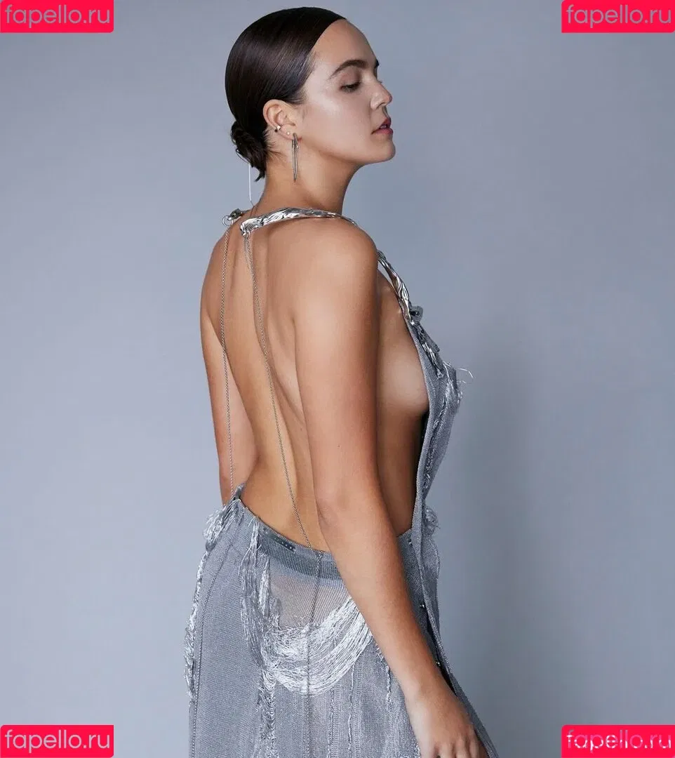 Bailee Madison Onlyfans Photo Gallery 