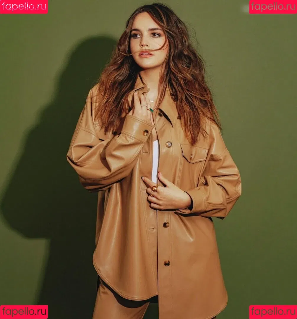 Bailee Madison Onlyfans Photo Gallery 