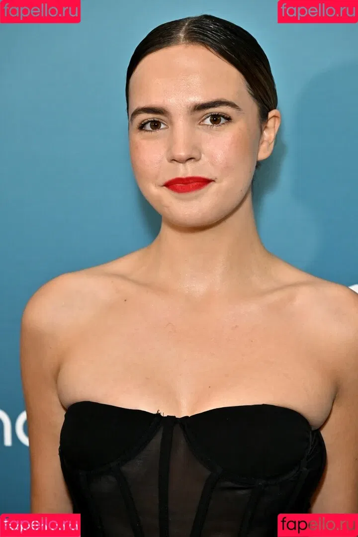 Bailee Madison Onlyfans Photo Gallery 