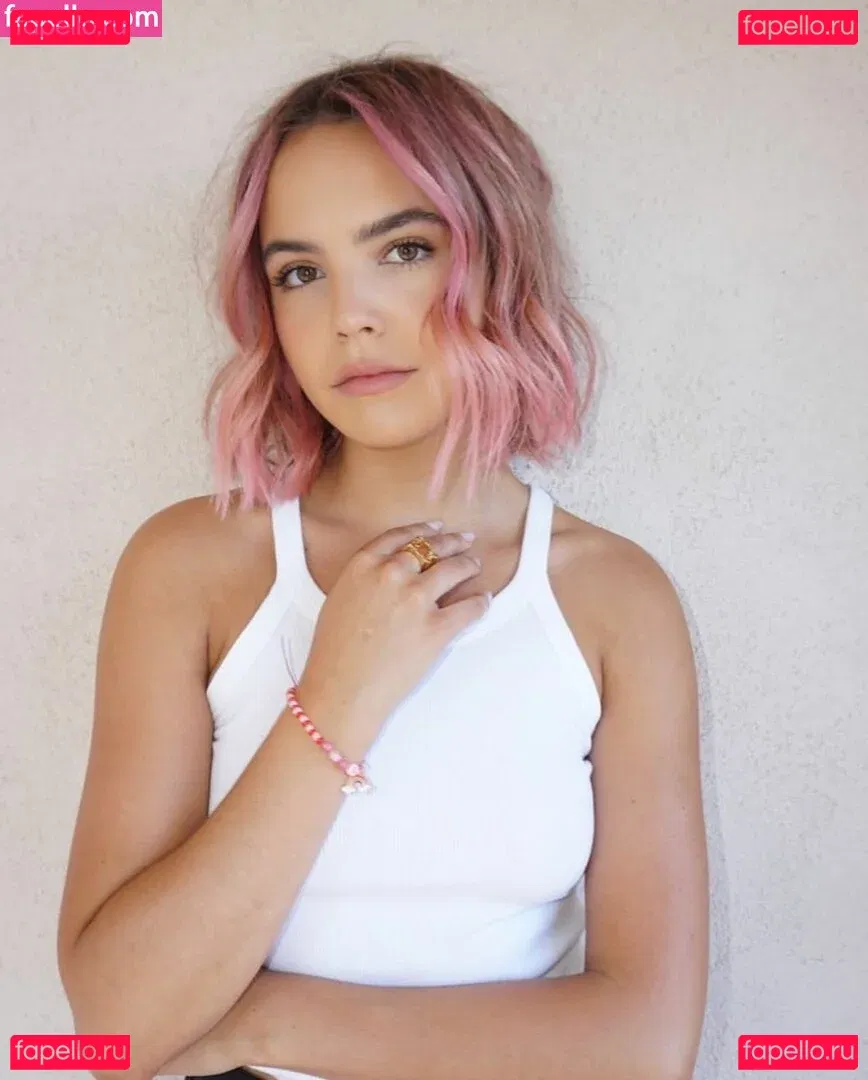 Bailee Madison Onlyfans Photo Gallery 