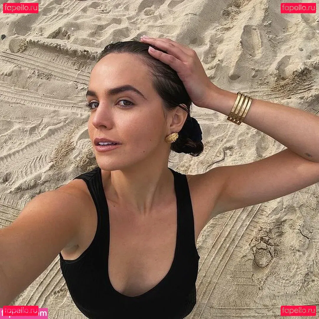 Bailee Madison Onlyfans Photo Gallery 