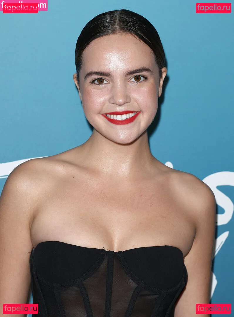 Bailee Madison Onlyfans Photo Gallery 