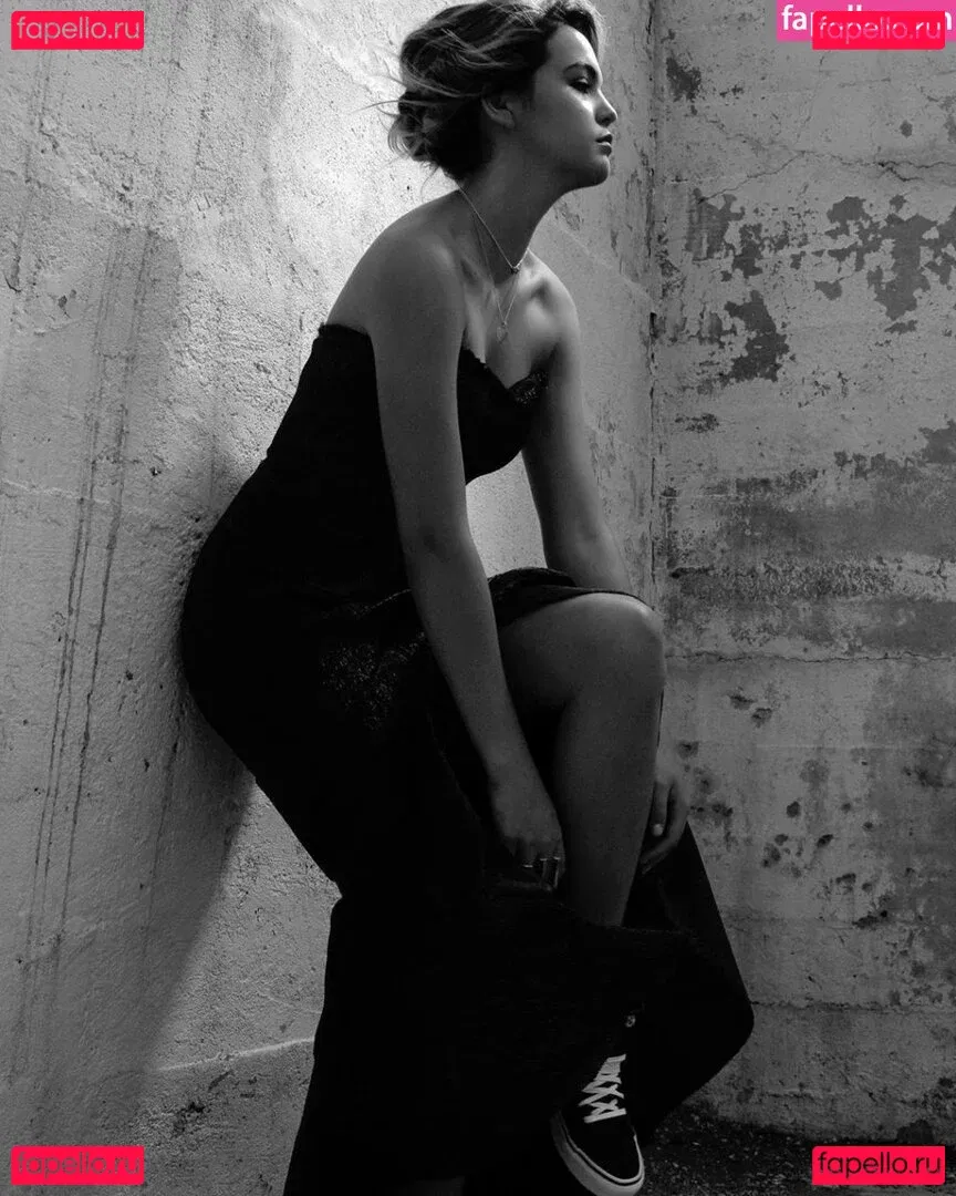 Bailee Madison Onlyfans Photo Gallery 