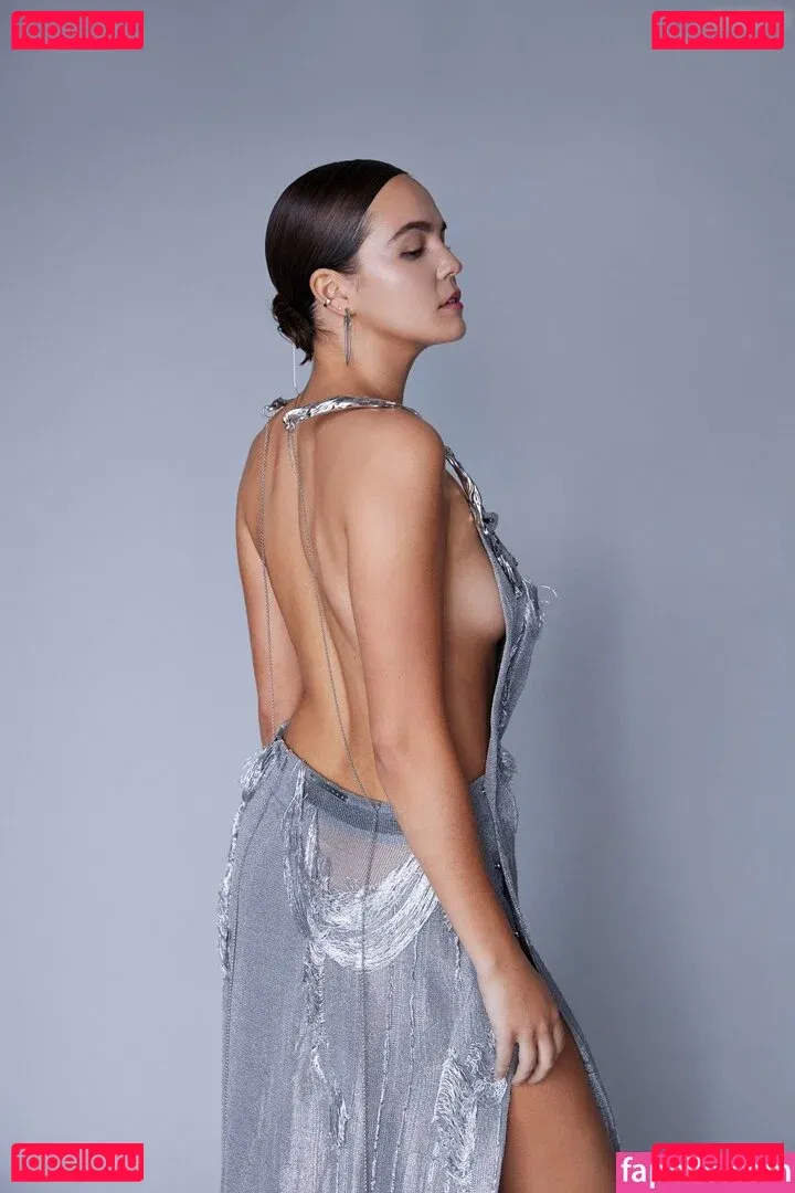 Bailee Madison Onlyfans Photo Gallery 