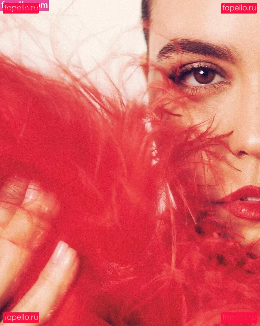 Bailee Madison Onlyfans Photo Gallery 