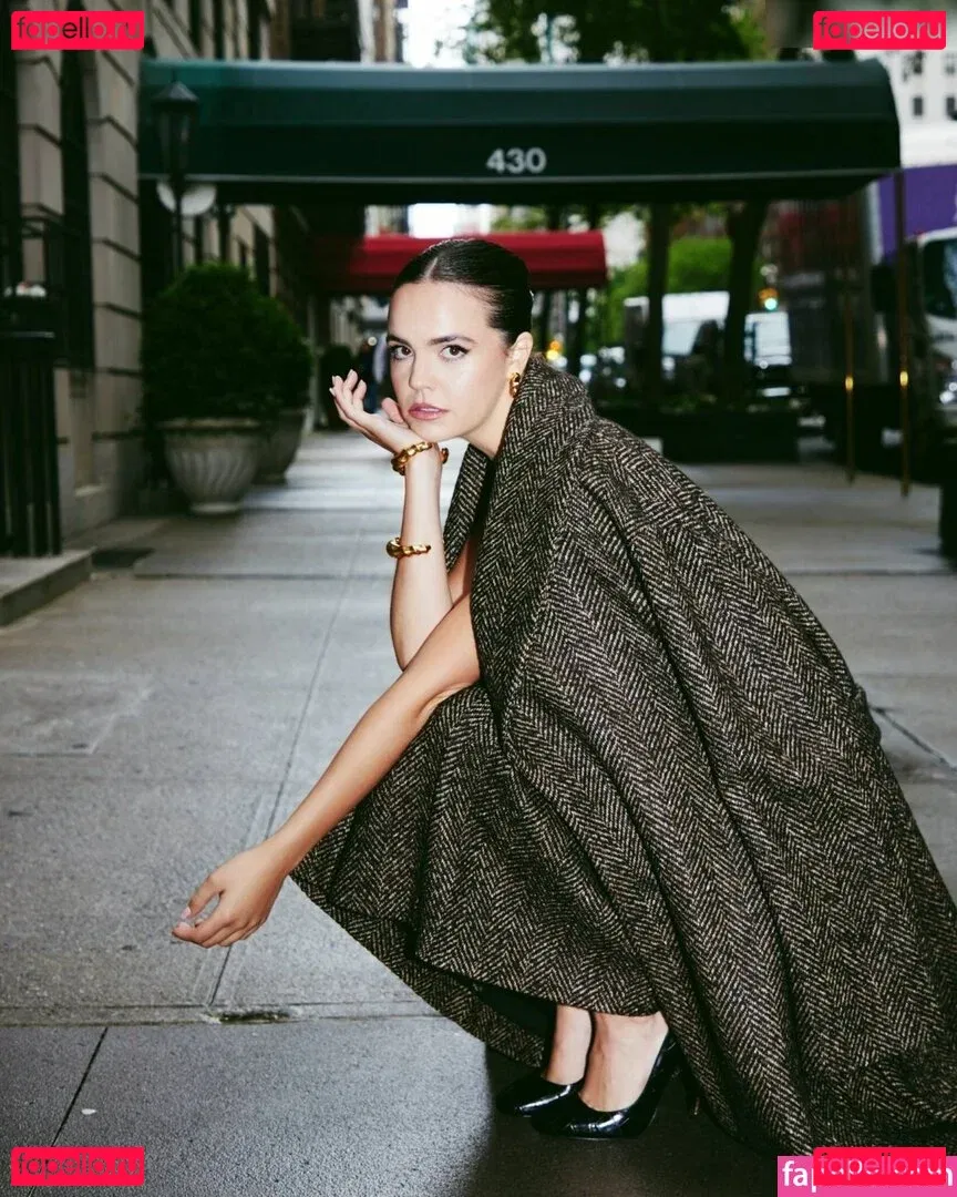 Bailee Madison Onlyfans Photo Gallery 