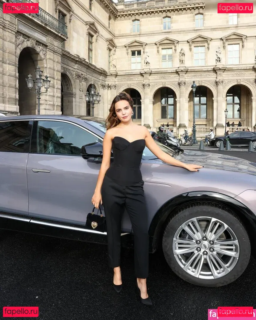 Bailee Madison Onlyfans Photo Gallery 