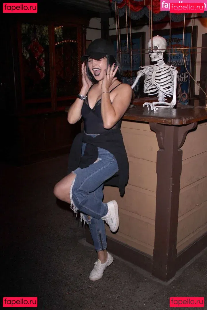 Bailee Madison Onlyfans Photo Gallery 