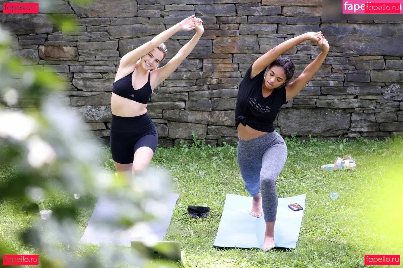 Bailee Madison Onlyfans Photo Gallery 