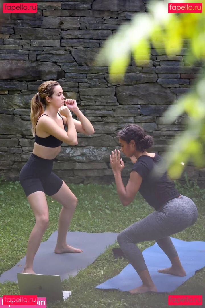 Bailee Madison Onlyfans Photo Gallery 