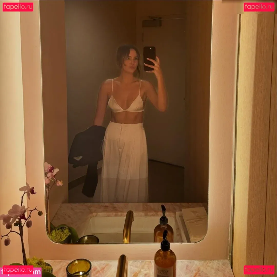 Bailee Madison Onlyfans Photo Gallery 