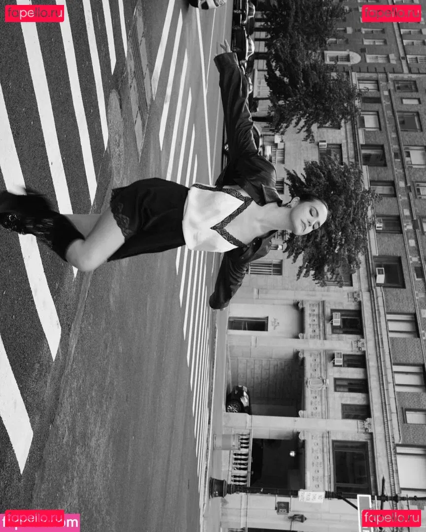 Bailee Madison Onlyfans Photo Gallery 